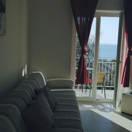 Apartment Nada Klenovica