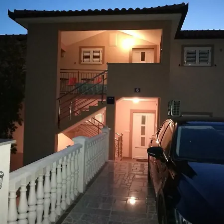 Apartment Nada Klenovica
